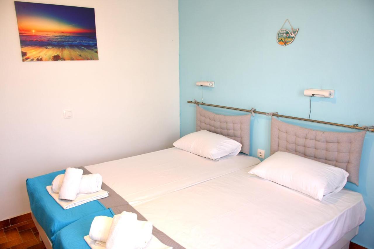 Utopia Kavos Exterior photo