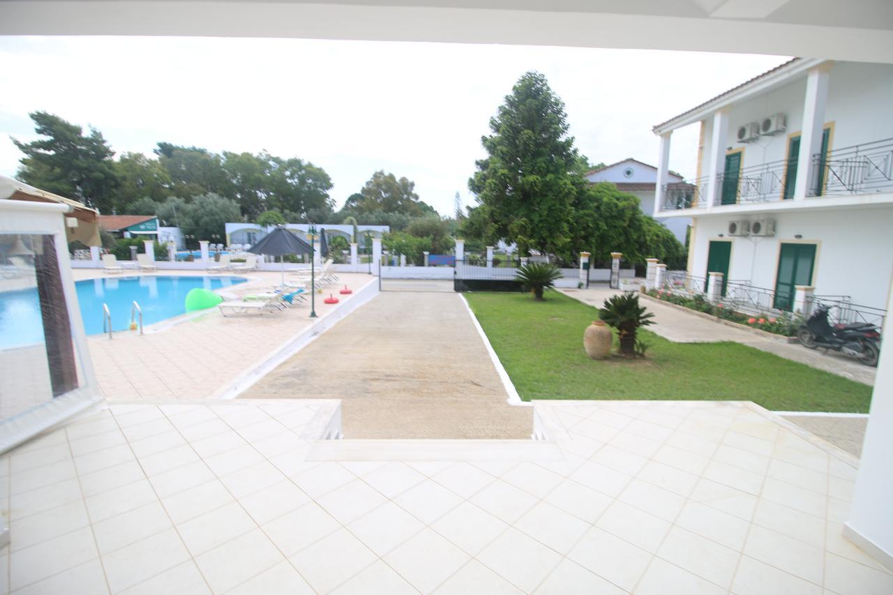 Utopia Kavos Exterior photo